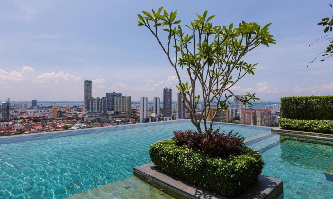 Skypool With Seaview 8Pax Beacon Executive Suites - Georgetown City Centre - 3Km To Komtar George Town Exterior foto