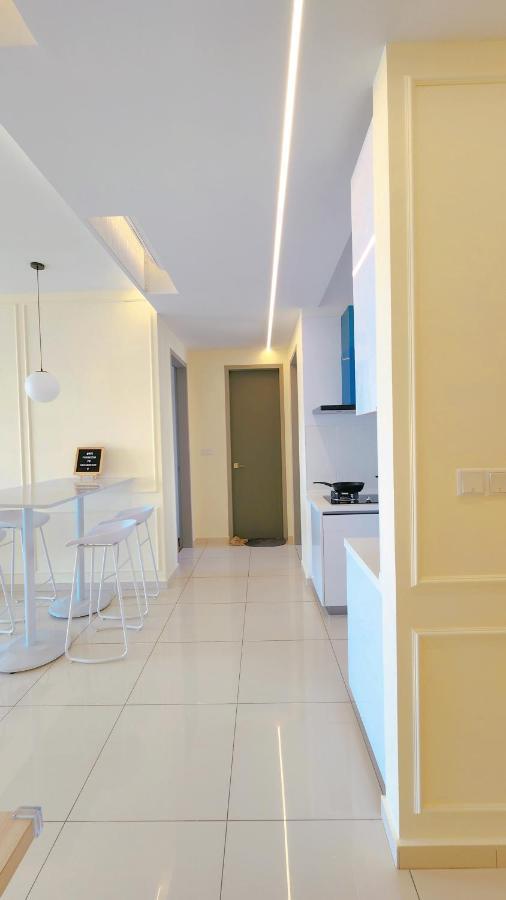 Skypool With Seaview 8Pax Beacon Executive Suites - Georgetown City Centre - 3Km To Komtar George Town Exterior foto